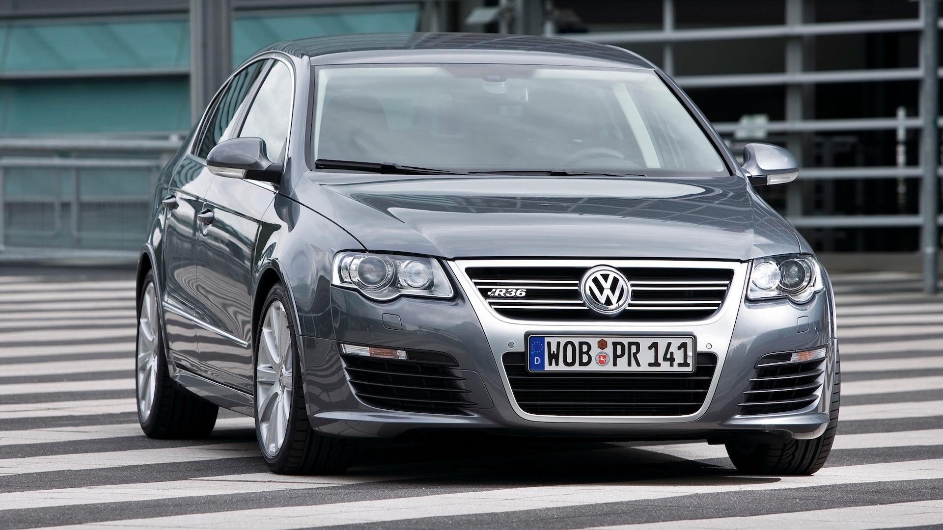 Vw R36 Red Volkswagen passat r36 marktprijzen na 18 jaar - Carmag.nl
