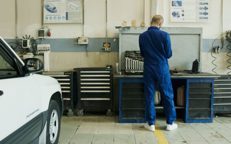 Autokeuring 2026 in Vlaanderen: regels, kosten en te laat