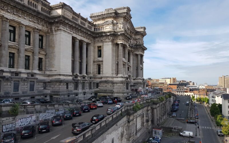 LEZ Brussel 2026: mag jouw wagen nog binnen?