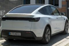 Tesla Model Y actieradius in de praktijk: zomer, winter en snelweg Tesla Model Y actieradius in de praktijk: zomer, winter en snelweg